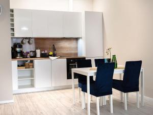 Apartment with air conditioning, pool, sauna