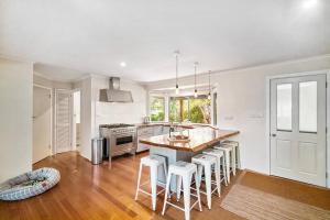 The Love Shack Pet-Friendly Beach Bungalow