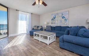 Phoenix IV 4023 condo