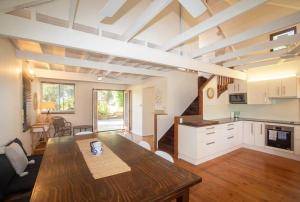 20 Yarrong Road Close to Cylinder Beach