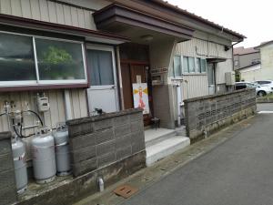Private Room in Japanese Vintage House 民家の一室 2 Beds, Smoke Free, Free Parking Good to Travel for Tashiro Cats Island no1