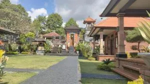 Tamansari Homestay - Sudaji