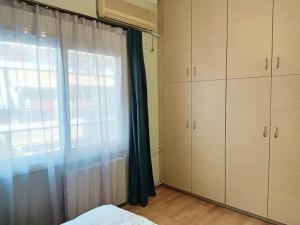 Big Apt 3bed 3bath 10 min walk Acropolis