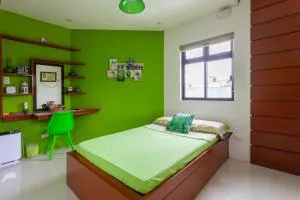 LIME: Grove area, 2 min walk to UPLB Gate - Forestry