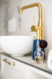 Summer Breeze House, By Cohost