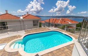 Amazing Apartment In Crikvenica With Outdoor Swimming Pool, Jacuzzi And 1 Bedrooms