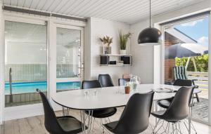 Amazing Home In Ringkøbing With Sauna