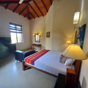 Crown hills kandy
