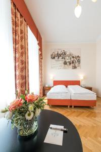 Classic Double Room room in Hotel Johann Strauss