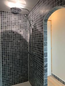 Maisons de vacances La petite maison de Justin - Jacuzzi privatif : photos des chambres