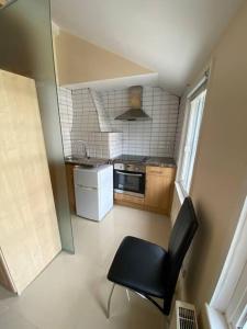 Studio to let in Covent Garden with kitchen