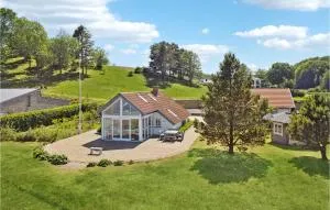 Nice Home In Børkop With Sauna - Vejle