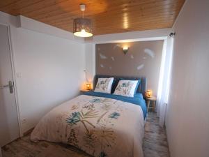 Maisons de vacances Gite Le Saulcy, 3 pieces, 4 personnes - FR-1-589-381 : photos des chambres