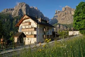 Piz Alpin B&B - أرابّا