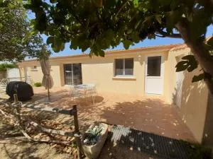 petite maison de campagne gardoise - Aramon