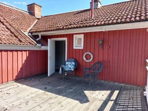 Flora Dekor gästgård, Lenagården