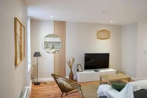 Appart Lumineux 150 m de la Gare - Péronnas