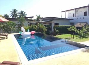 Cozy House pool Chaweang airport