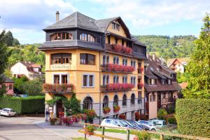 Hotels LE CLOS DES SOURCES Hotel & Spa : photos des chambres