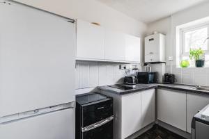 Astonishing Two Bedroom Apartment in Nelson