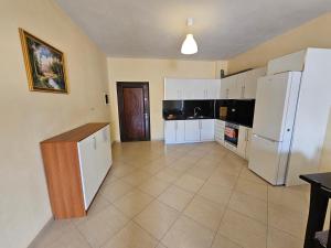 The Hill 2 Sea View Apartment