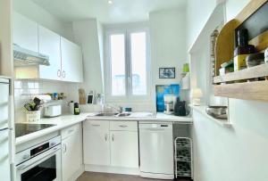 LESPARISNORMANDS - la terrasse Louvard