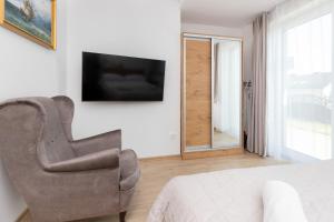 Cozy Studio with Terrace Seaside Chłapowo by Renters