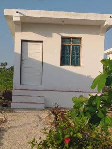 Mangapwani Beach villa