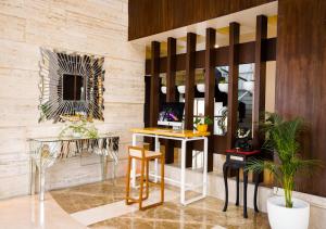 BloomSuites I Electronics City