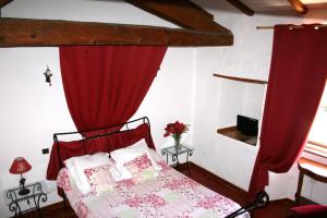 B&B / Chambres d'hotes Castel chambres, chateau de Malves : photos des chambres