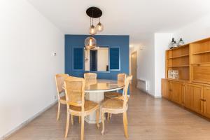 Zeedijk app met panoramisch uitzicht op pier - 6p