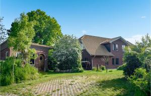 Beautiful Home In Drphof With 4 Bedrooms, Sauna And Wifi