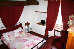 B&B / Chambres d'hotes Castel chambres, chateau de Malves : Chambre Double avec Salle de Bains Privative