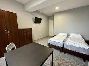 BLUE Hostel - Private Rooms - Centrum Poznan - Swarzędz