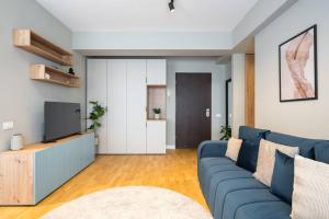 Bright 1BR Flat - New Midtown Building + Terrace