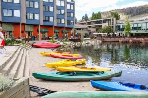 Clearwater Lofts Luxury 1 Bed Condo Near Lakeside Village
