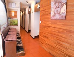 Hotel California Suite