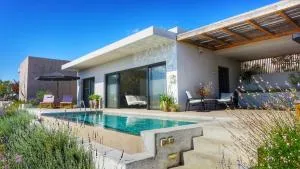 Villa Dimi private pool, sea view & 3 bedrooms - Mesopígadhon