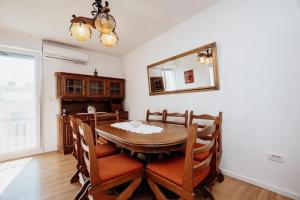 Big apartment near center