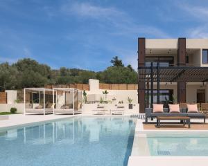 Villa En Paraiso a Majestic SeaView Retreat By ThinkVilla