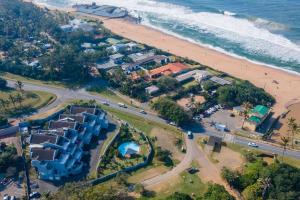 Salt Rock, Gleneagles, sea view, pool, swimming beach 50m away