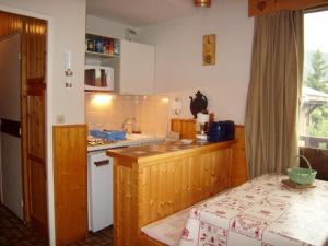 Appartements Studio-mezzanine 4 pers, animaux ok, parking, proche pistes et commerces - FR-1-733-114 : photos des chambres