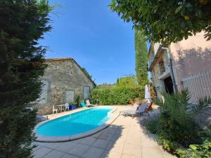 Maisons de vacances Le gite de Sainte Valiere PISCINE et SPA : photos des chambres