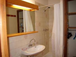 Studio-cabine 4 personnes avec parking à Crest-Voland - FR-1-733-13