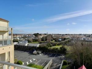Studio proche plage avec balcon, petit garage et animaux admis - FR-1-324-561
