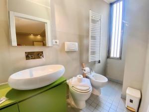 GuestHost - Viale Umbria White & Cosy Studio