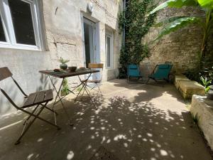 Appart'hotels L'escale Niortaise - Centre-ville - 10mn Gare - WIFI - Netflix : photos des chambres