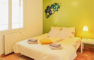 Maisons de vacances Nice Home In Malataverne With Outdoor Swimming Pool : photos des chambres