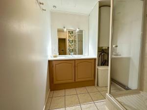 Appartements Polichinelle Hyper Centre - Wifi - Balcon & Parking Proche : photos des chambres