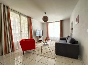 Appartements Polichinelle Hyper Centre - Wifi - Balcon & Parking Proche : photos des chambres